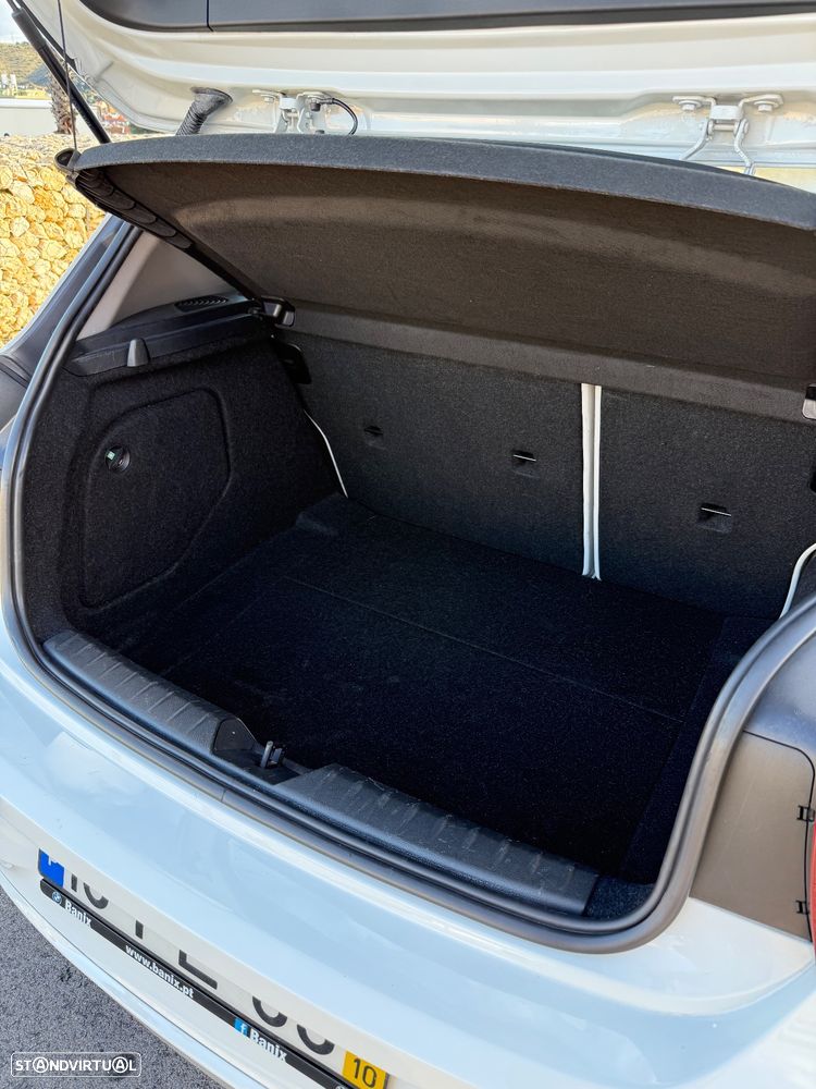 BMW 116 d EDynamics Line Urban - 12