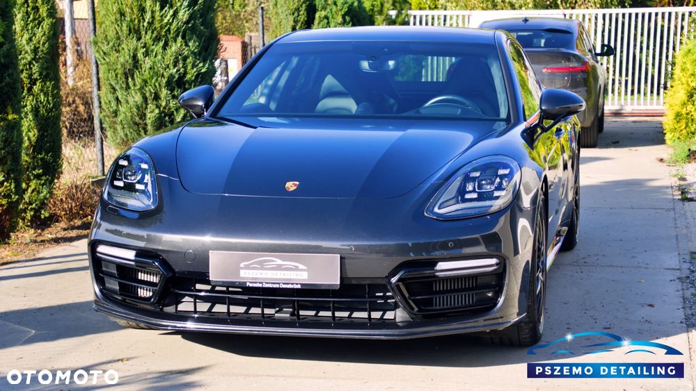 Porsche Panamera GTS GPF - 1