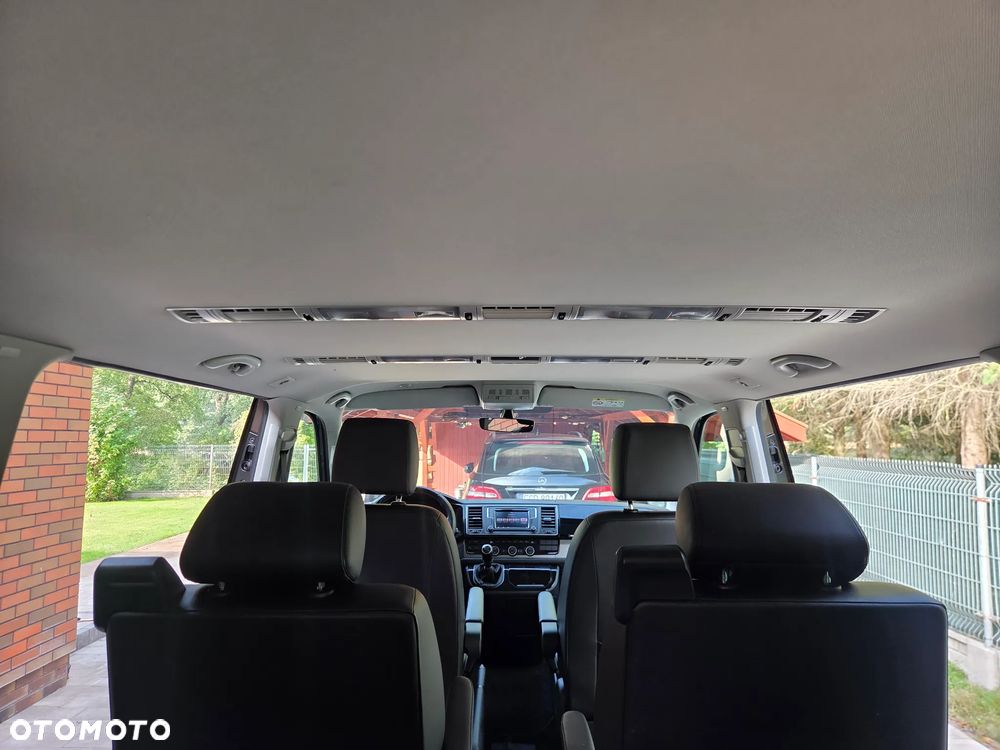 Volkswagen Multivan - 26