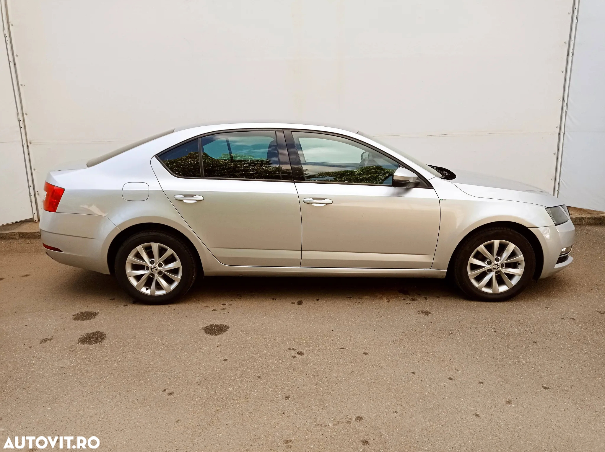 Skoda Octavia 1.6 TDI Style - 10
