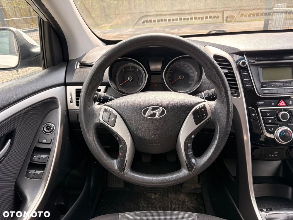 Hyundai i30 1.4 CRDi Comfort - 21