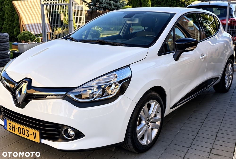 Renault Clio 2015 photo 2