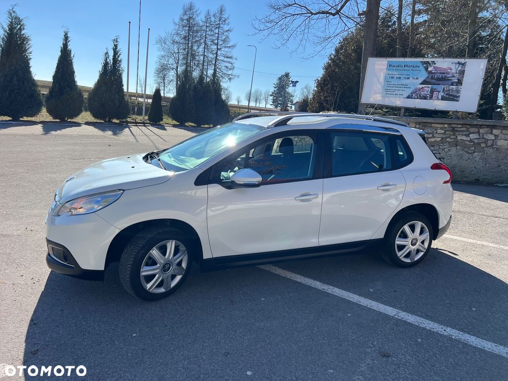 Peugeot 2008 PureTech 82 Urban Move - 30