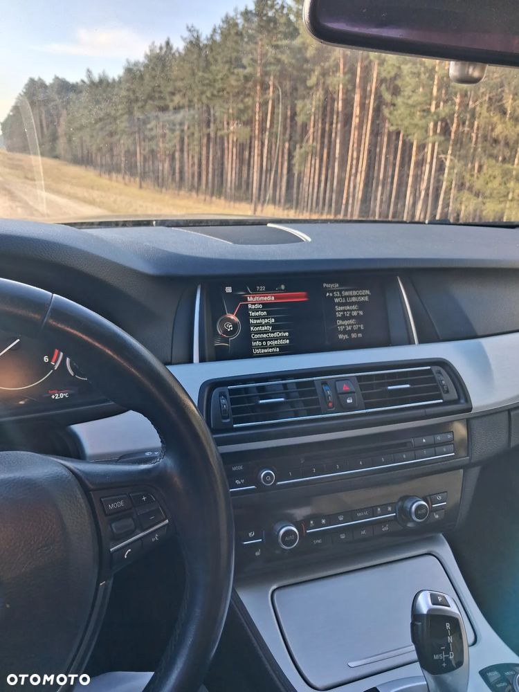BMW Seria 5 518d - 11