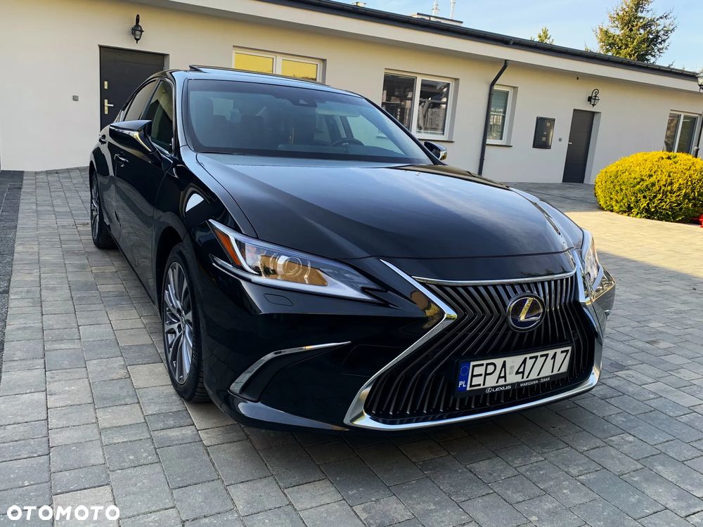 Lexus ES 300h Business Edition - 1