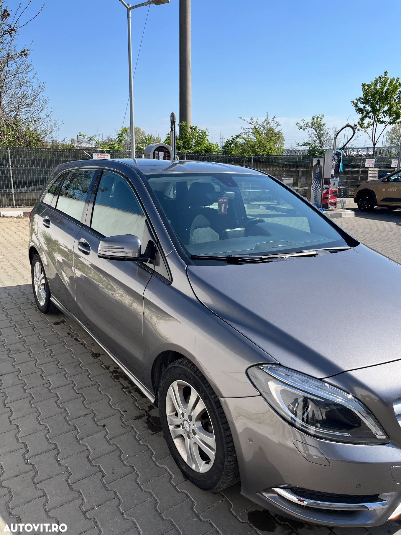 Mercedes-Benz B 180 CDI (BlueEFFICIENCY) 7G-DCT - 2