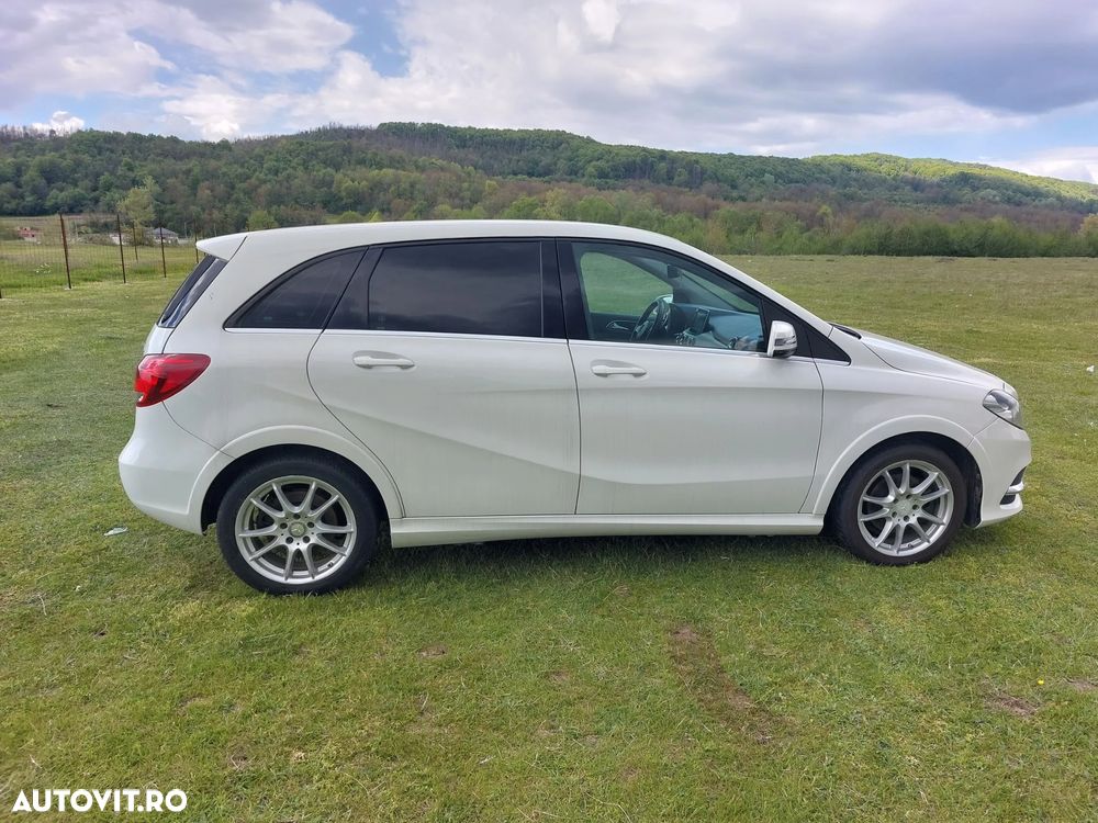 Mercedes-Benz B 200 Natural Drive c Urban - 11