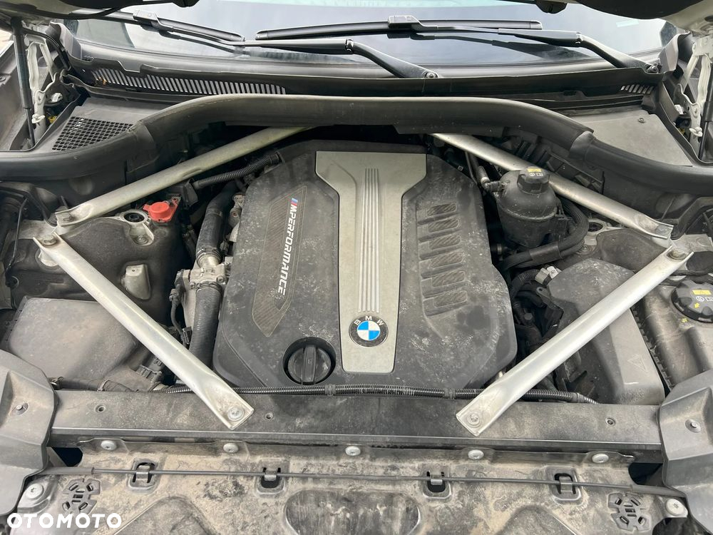 BMW X7 M50d sport - 24