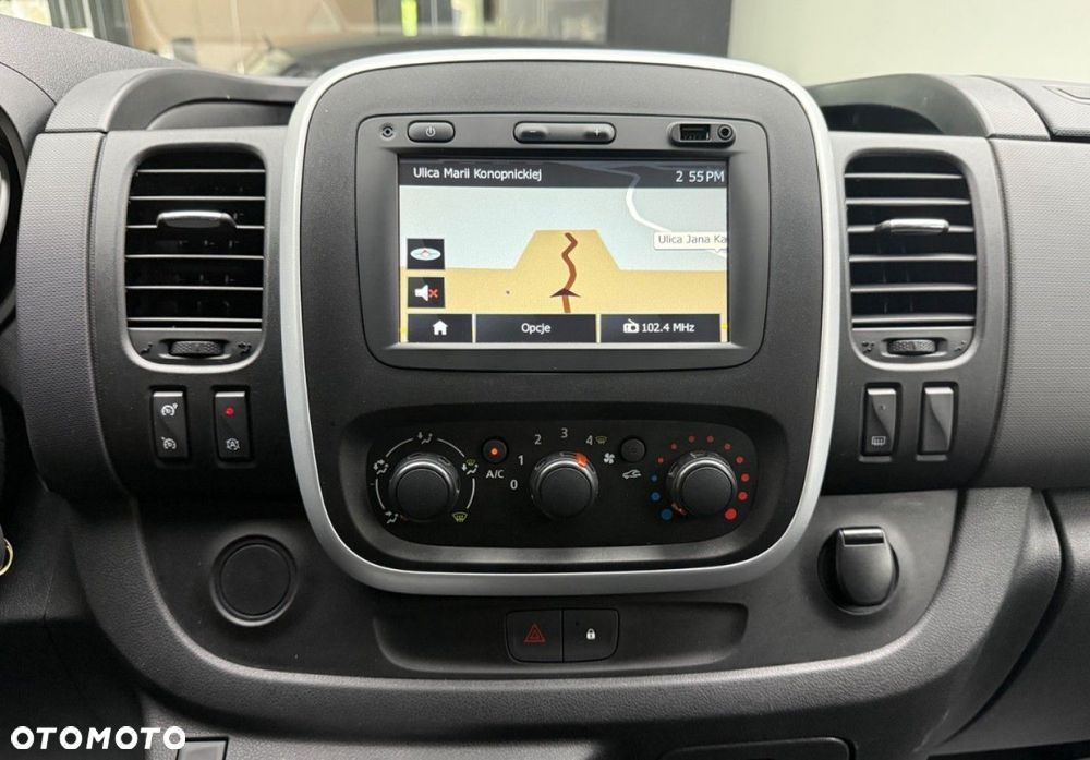 Opel Vivaro - 22