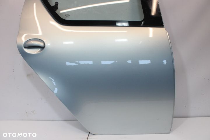 DRZWI PRAWY TYŁ TOYOTA AYGO I 8R0 HATCHBACK - 7