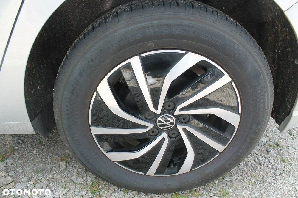 Volkswagen Polo - 16