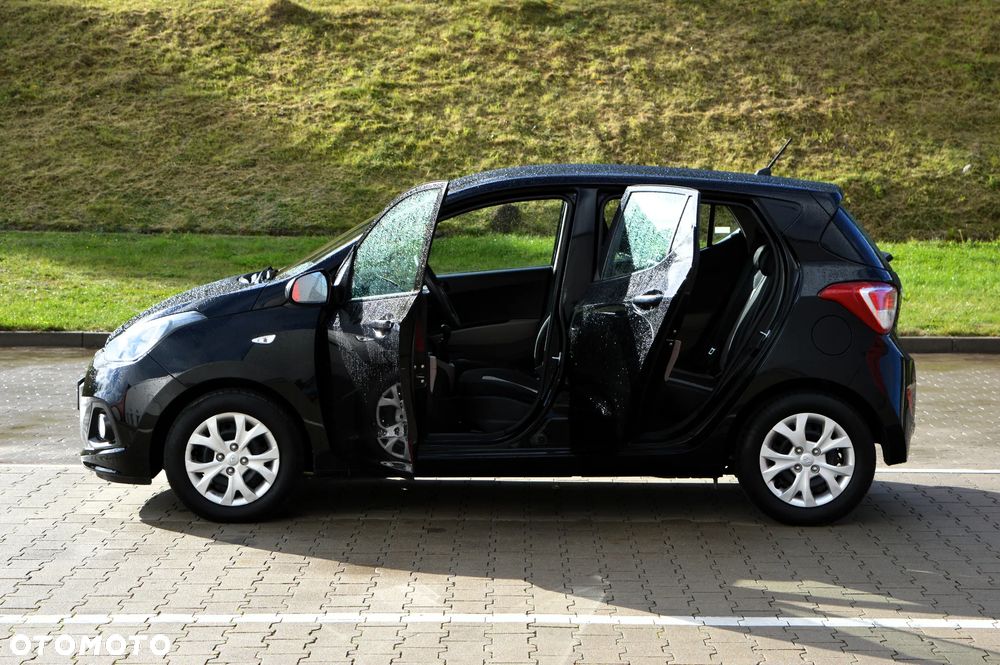 Hyundai i10 1.0 BlueDrive Comfort - 25