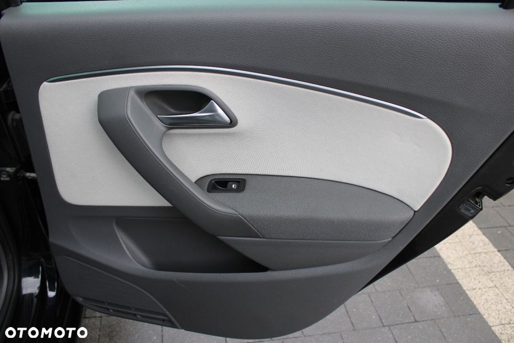 Volkswagen Polo - 23
