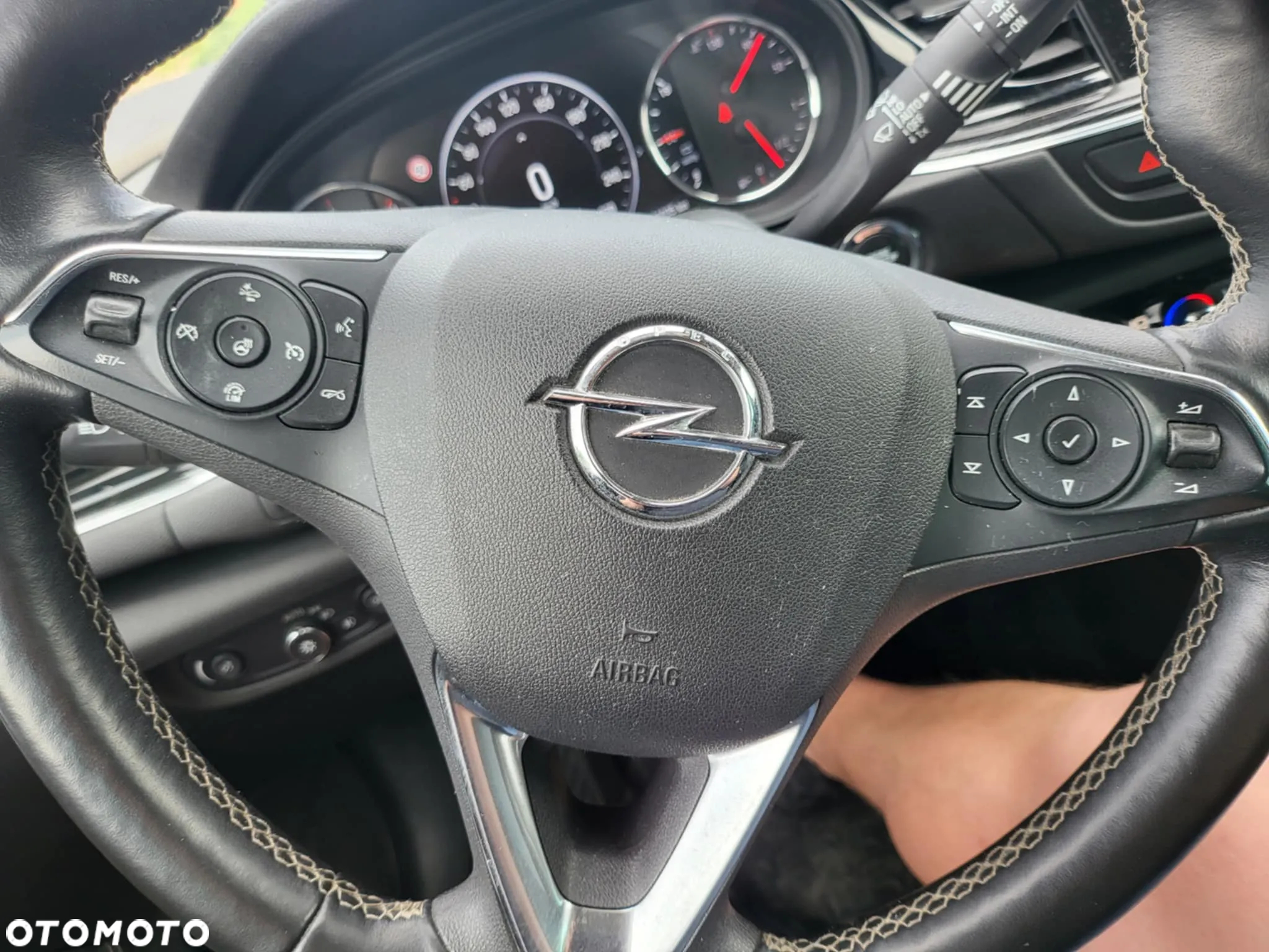Opel Insignia Country Tourer 2.0 BiTrb D 4x4 Automatik - 14