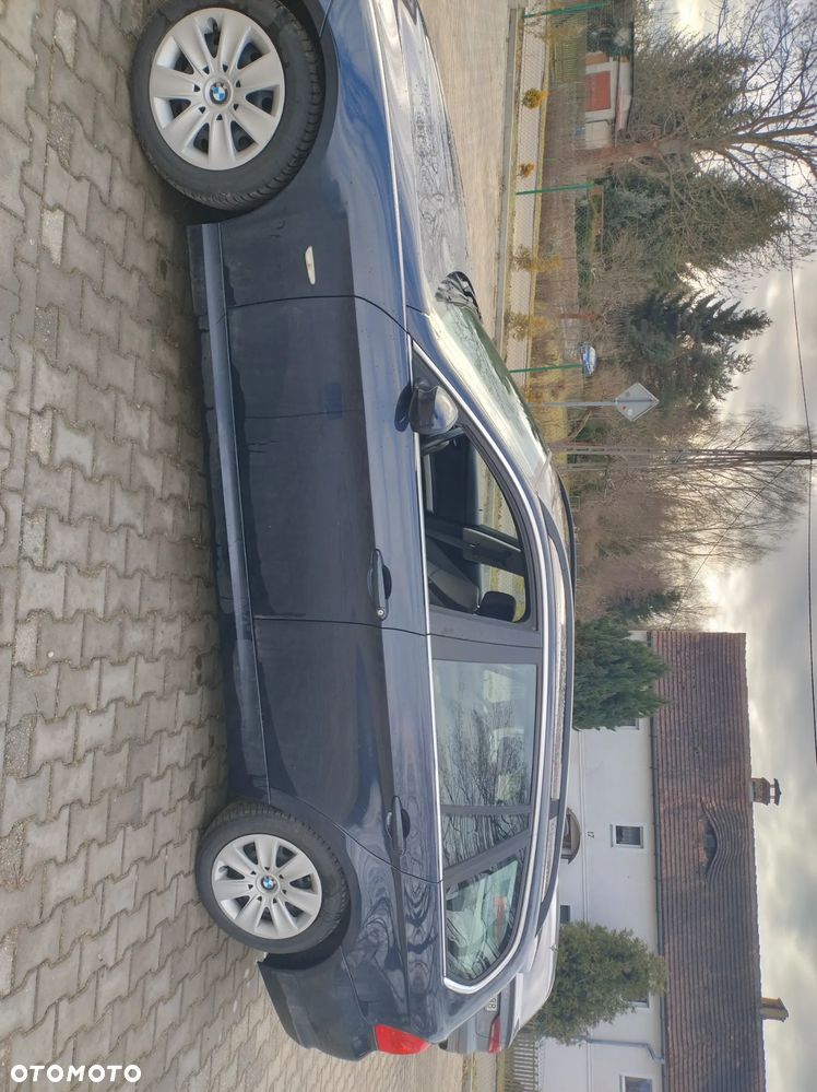 BMW Seria 3 318d - 8