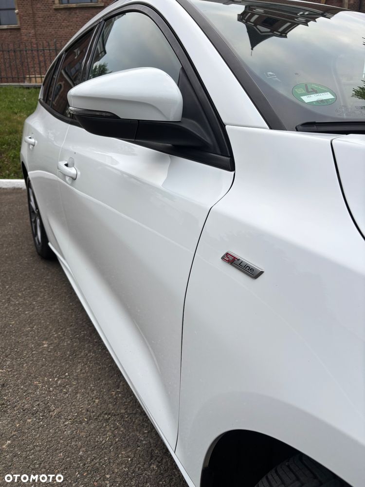 Ford Focus 1.5 EcoBlue Start-Stopp-System ST-LINE VIGNALE - 4