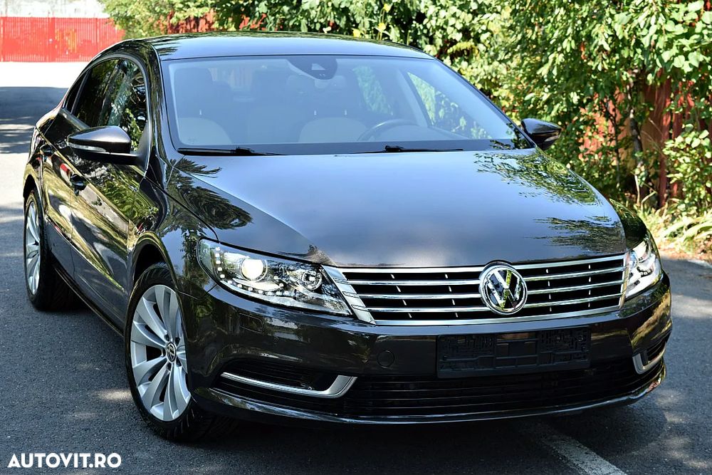 Volkswagen Passat 2.0 TDI DSG BlueMotion Technology Highline - 1