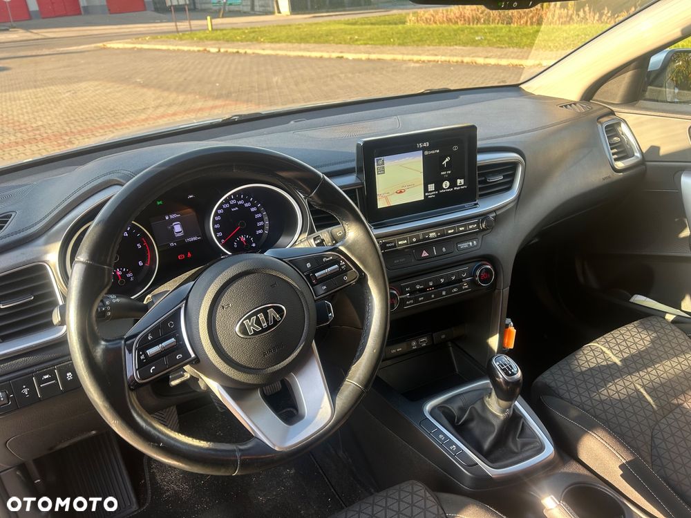 Kia Ceed 1.6 CRDi Edition 7 - 6