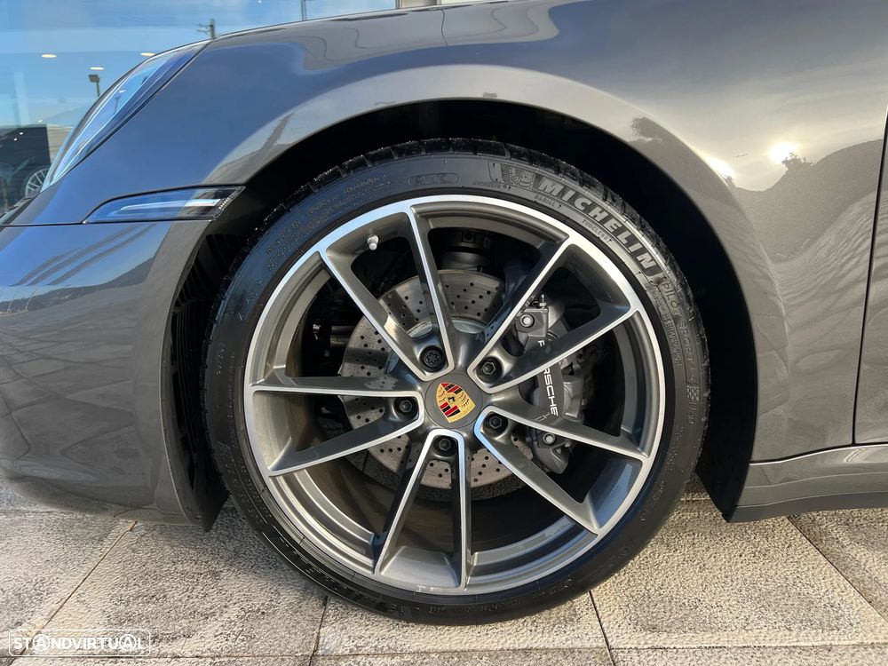 Porsche 911 (992) Carrera Cabriolet PDK - 20