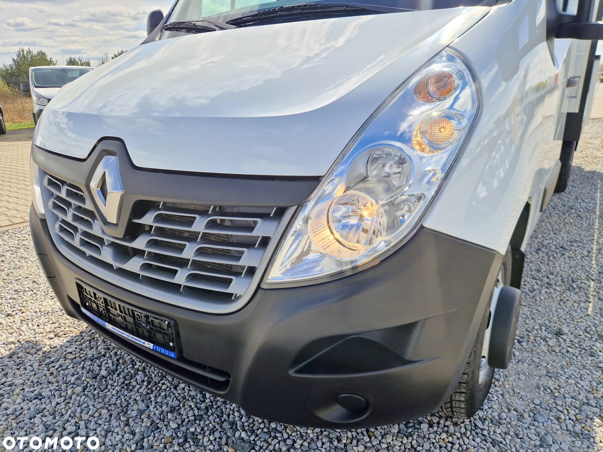 Renault MASTER 2,3 DCI 165 KONNA SKRZYNIA 4,1M HDS HMF 830 KG KLIMA BLIŻNIAKI DO 3,5T 157T/KM PRZEBIEGU GWARANCJA - 10