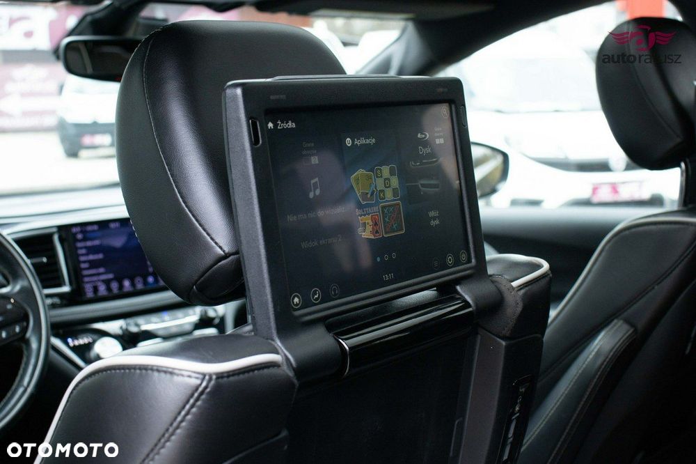 Chrysler Pacifica - 39