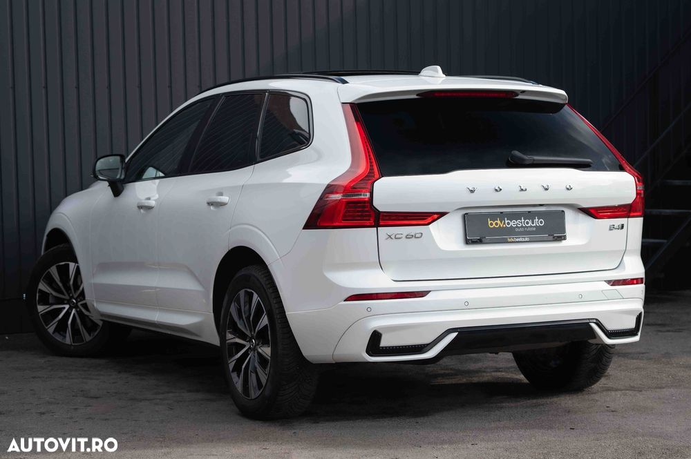 Volvo XC 60 B4 MHEV AT8 AWD R-Design - 7
