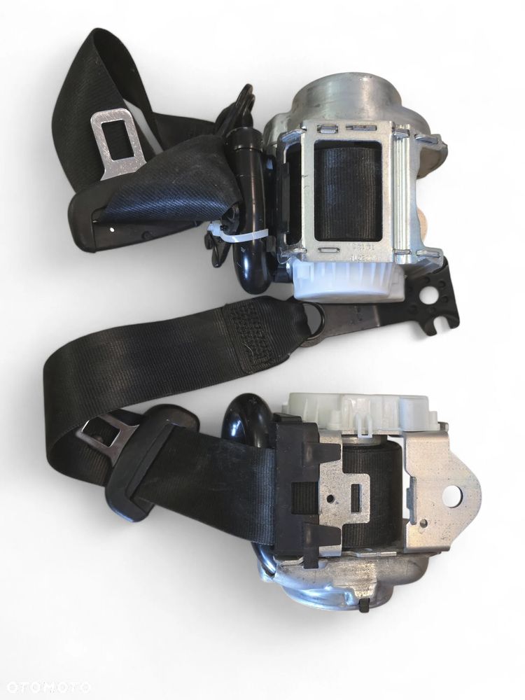 Skoda Superb III 3V 2015-2023 Pas bezpieczeństwa tylny HB prawy lewy - 3