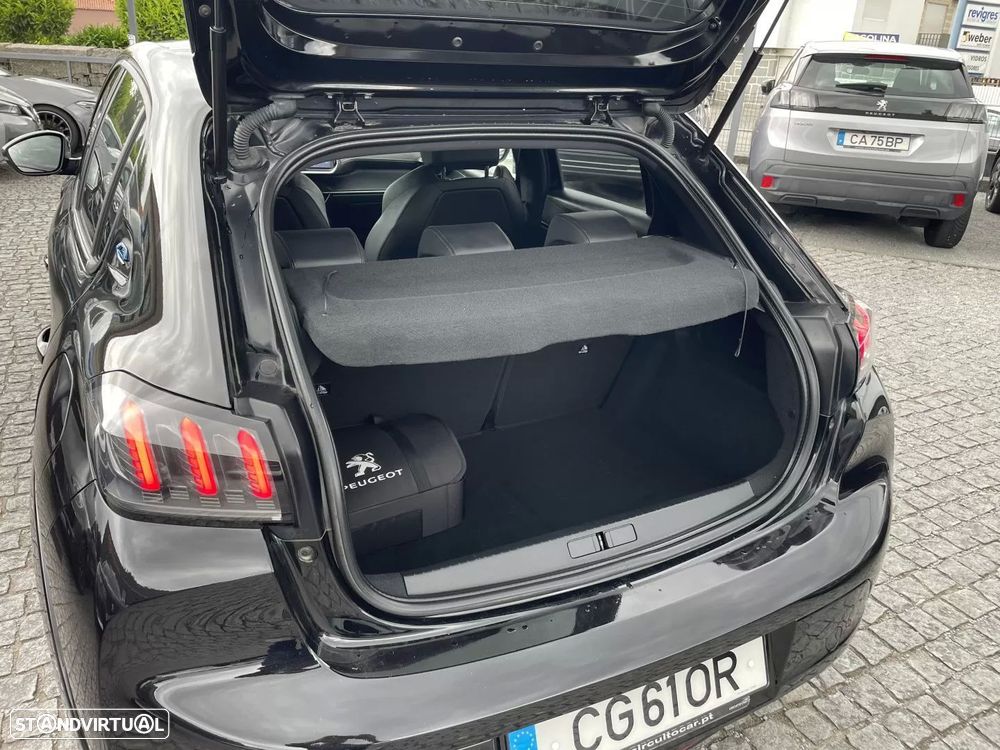 Peugeot e-208 GT Pack - 19