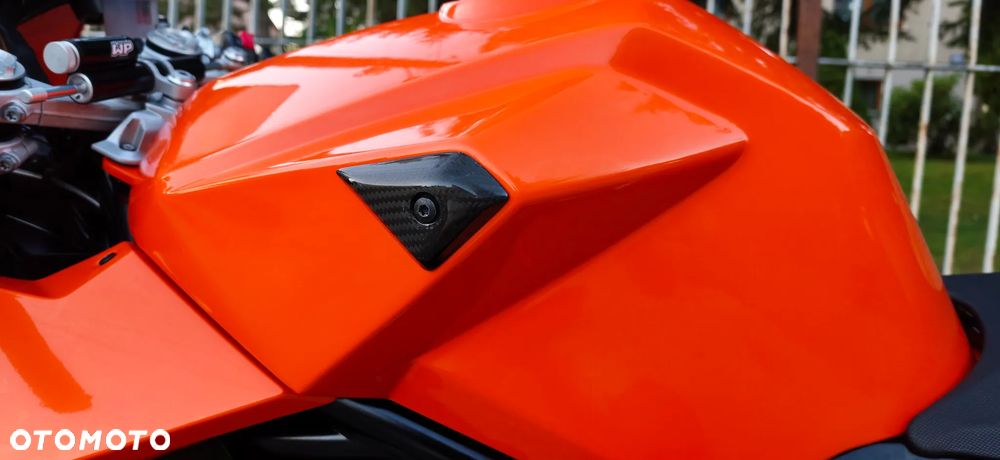 KTM RC 8 - 18
