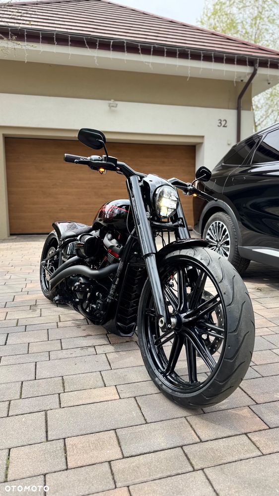 Harley-Davidson FXSB Breakout - 1