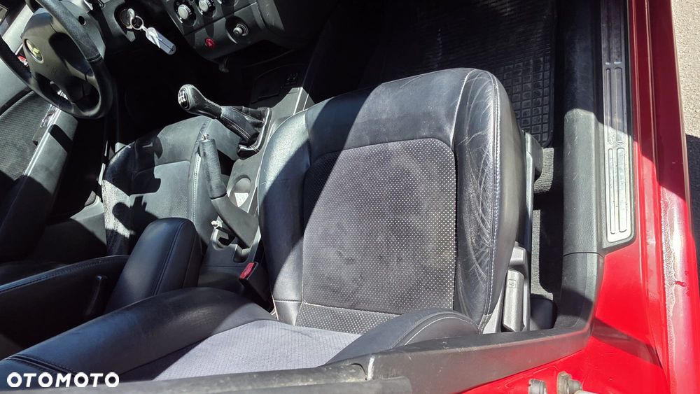 Mitsubishi Outlander 2.0 Turbo 4WD - 29