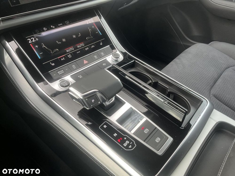 Audi Q8 - 39