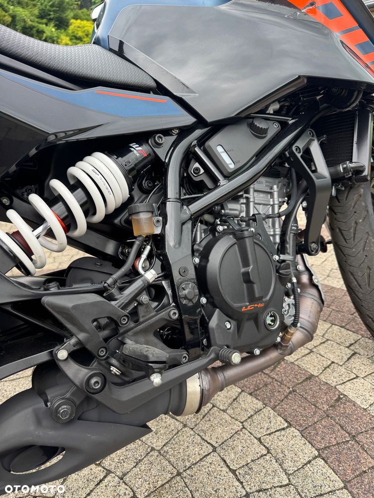 KTM Duke 125 - 10