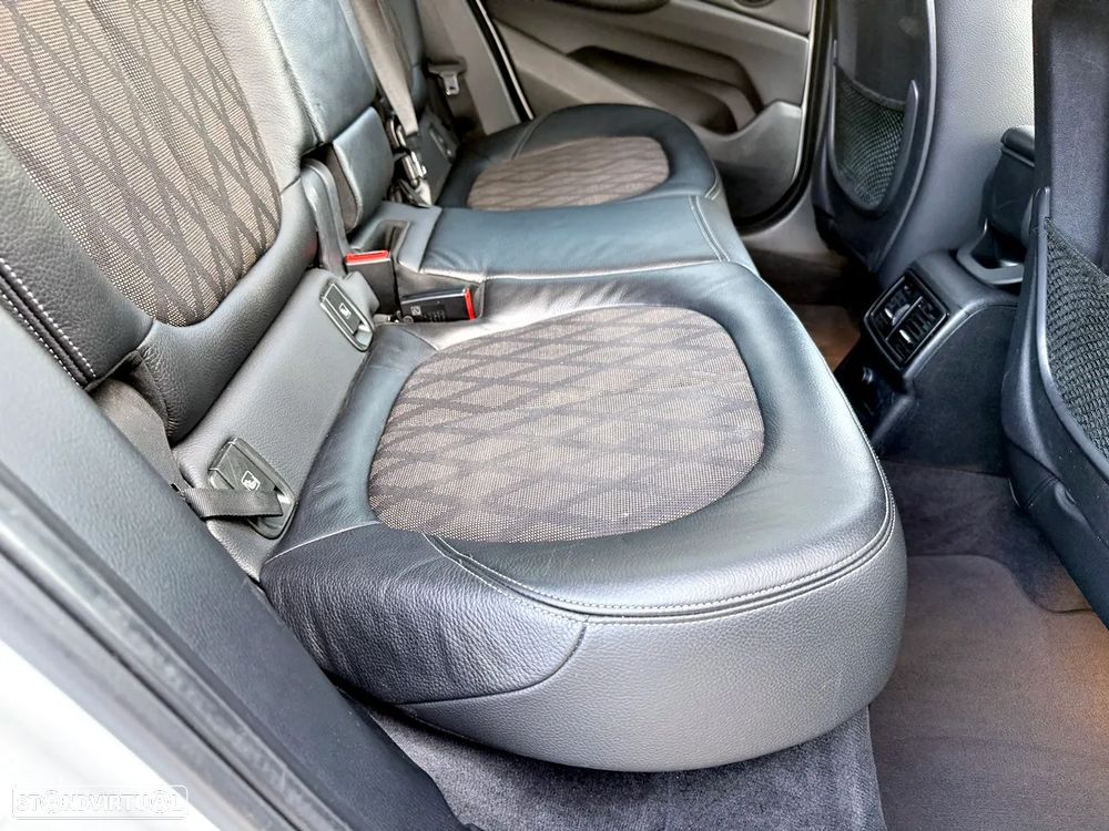 BMW X1 16 d sDrive Line Sport - 34