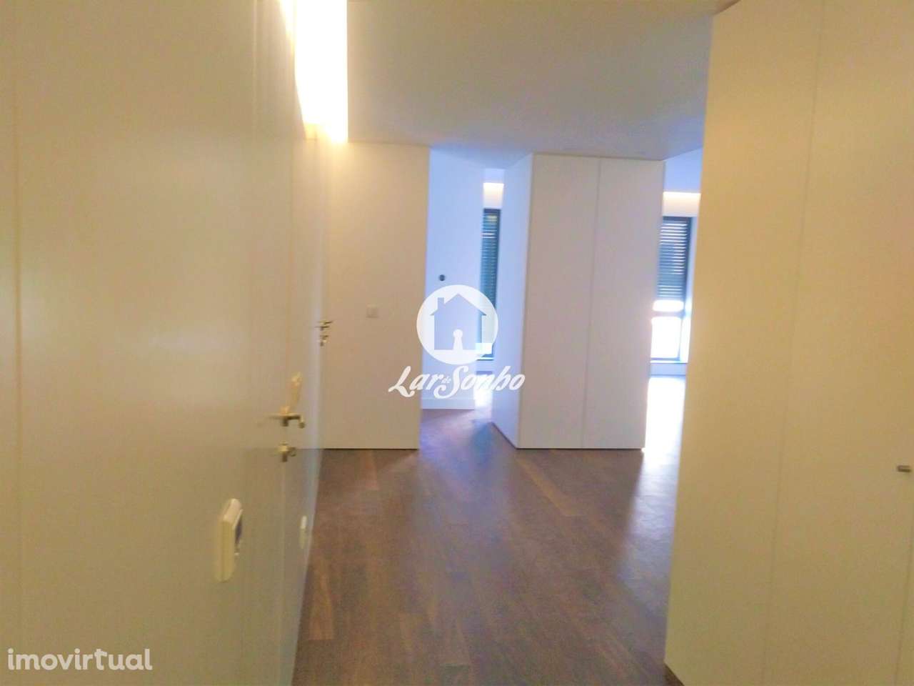 Apartamento T4 recuperado na zona da Boavista - Porto - Grande imagem: 5/31