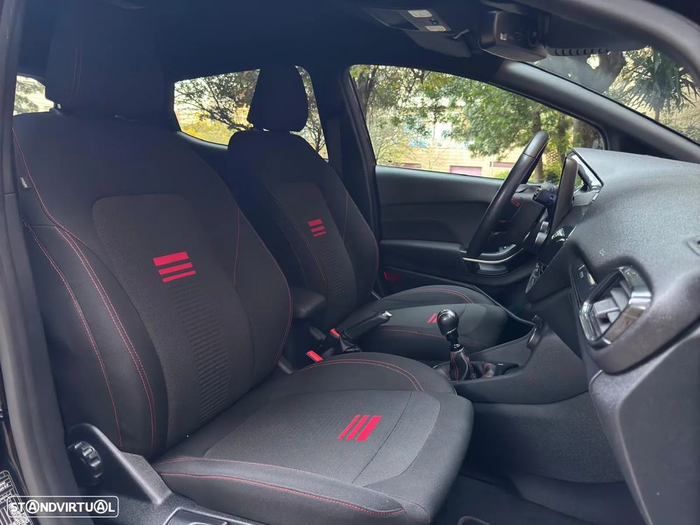 Ford Fiesta 1.0 EcoBoost MHEV ST-Line - 11