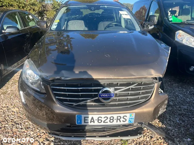 Volvo XC 60 D3 Drive-E Momentum - 16