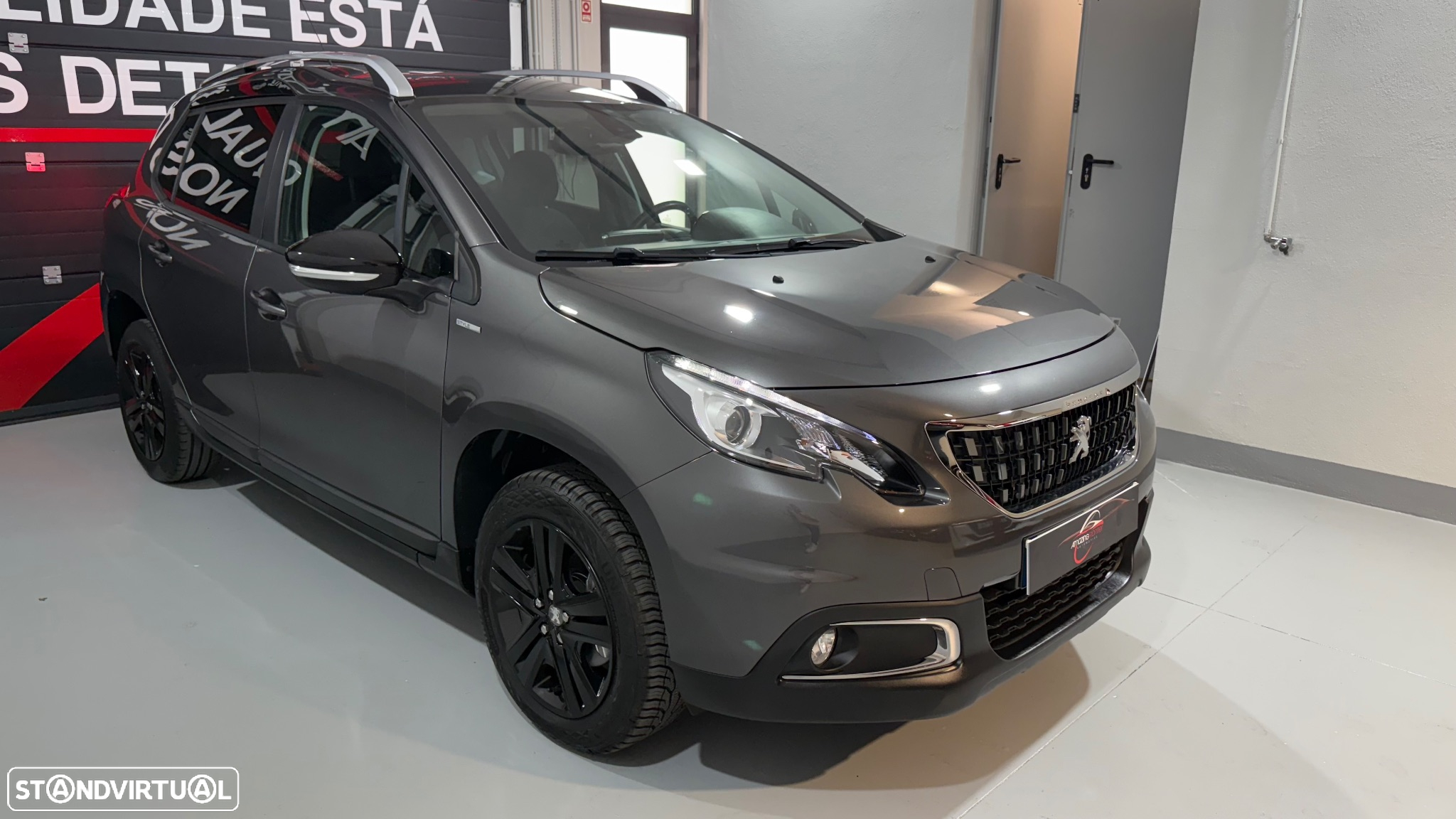 Peugeot 2008 1.2 PureTech Style - 4
