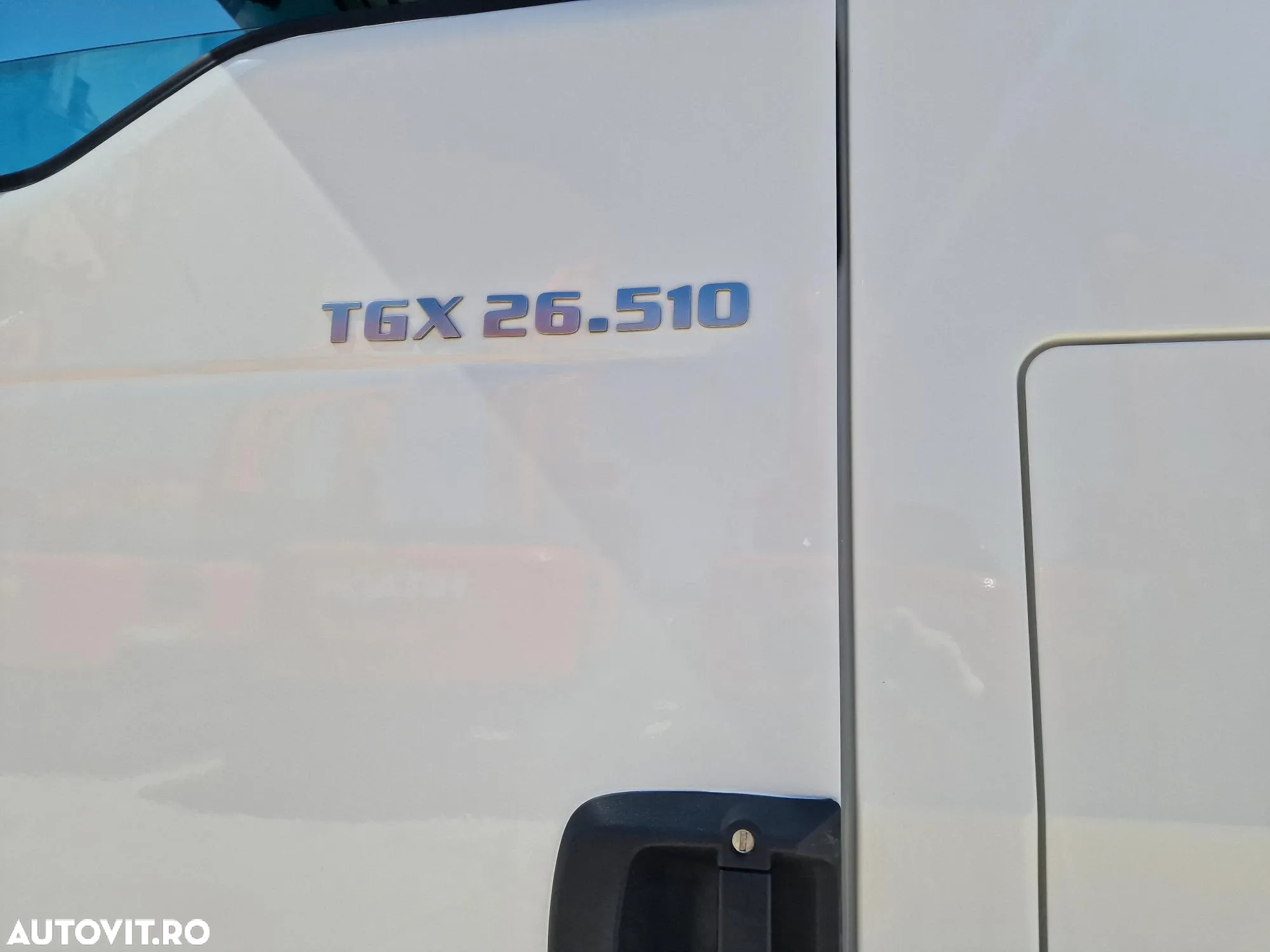 MAN TGX 26.510 6x2/4, axa liftabila si VIRATOARE, 2020, 377.042Km, XXL, Automata+Intarder 6 trepte, Frigider, Aer cond stationare, Proiectoare, Anv 80% bune, rulat doar in Germania, posibilitate leasing 4 ani, goarne,l proictoare, CA NOU-47.900 EUR+Tva - 12