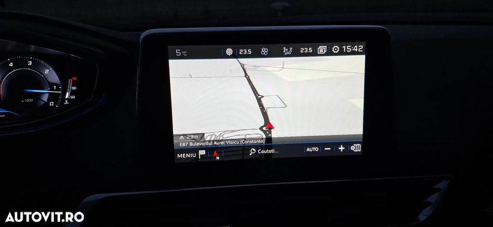 Peugeot 3008 BlueHDi 130 Stop & Start EAT8 Active Business-Paket - 9