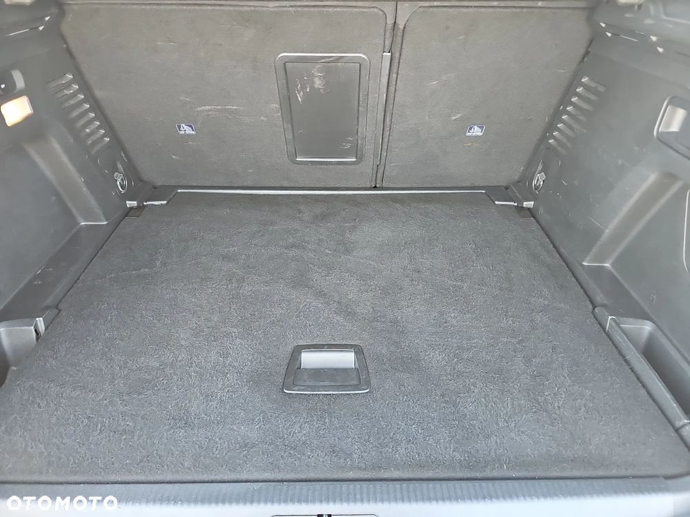 Peugeot 3008 1.5 BlueHDi Active S&S EAT8 - 19