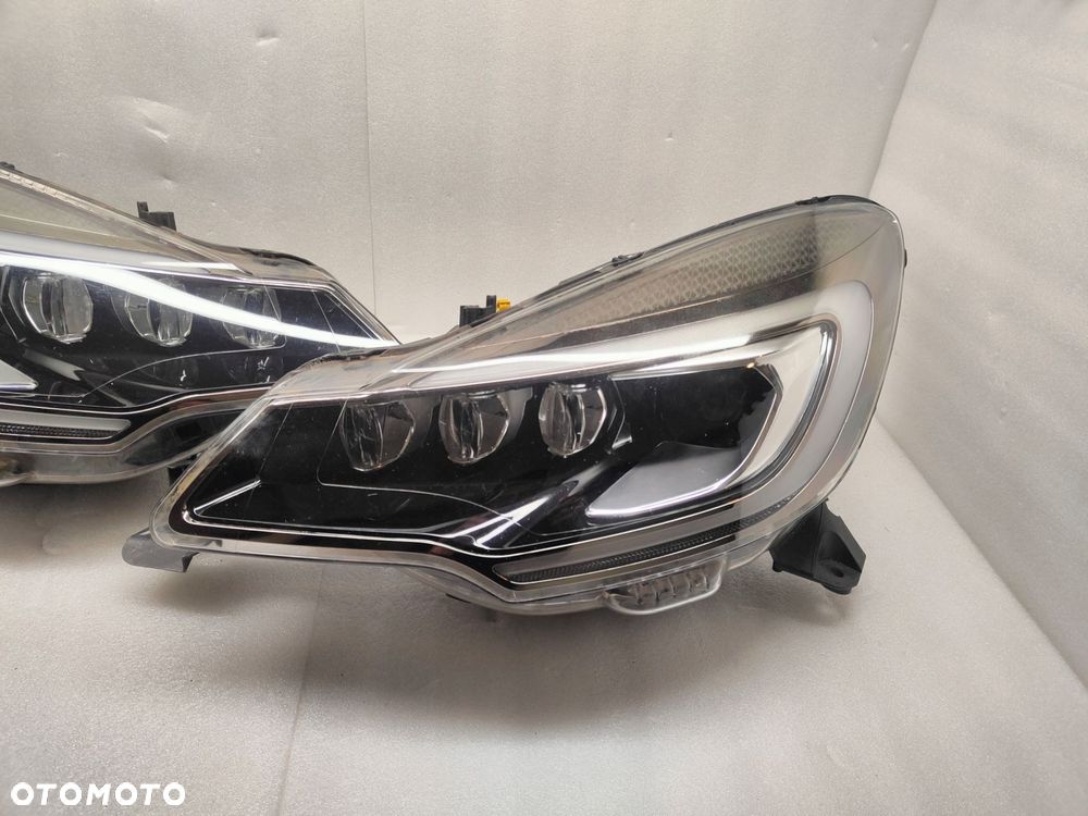 citroen ds3 xenon komplet lamp prednich 89908458, 89909111 - 2