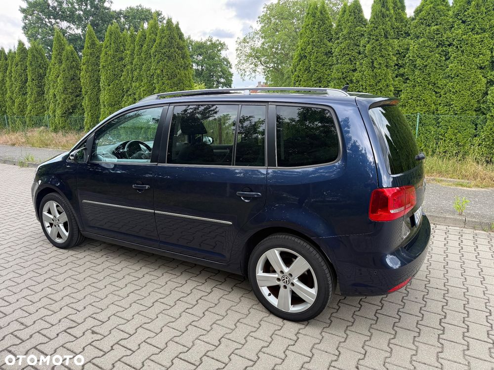 Volkswagen Touran 2.0 TDI DPF DSG Highline - 3