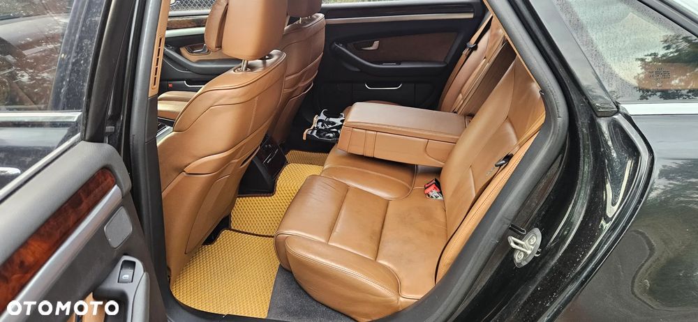 Audi A8 4.2 TDI Quattro - 9