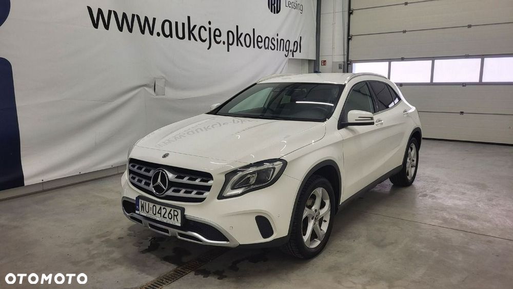 Mercedes-Benz GLA - 1