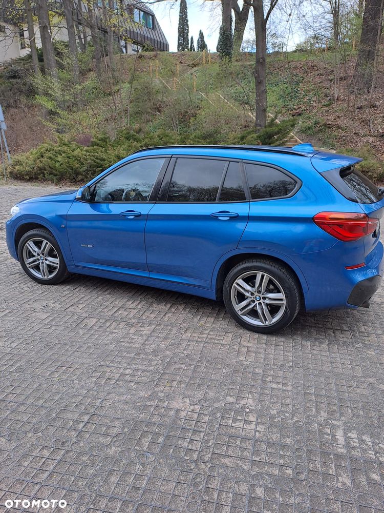 BMW X1 xDrive20i - 8