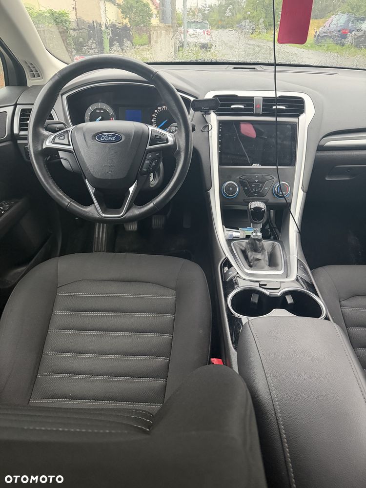 Ford Mondeo - 8