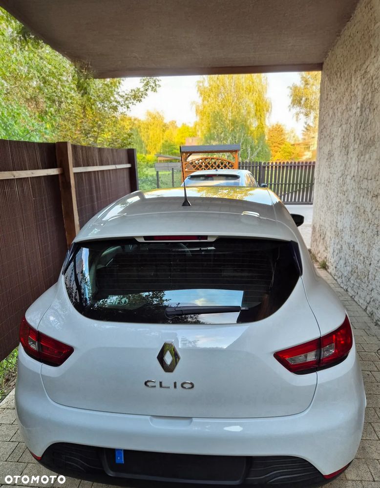 Renault Clio - 2