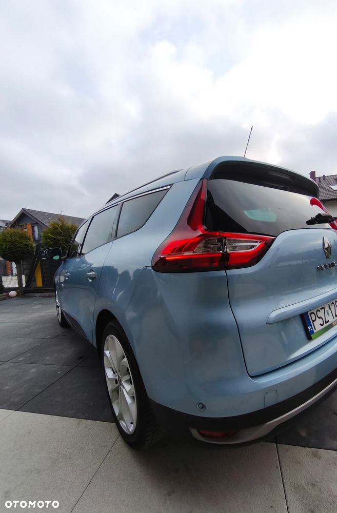 Renault Grand Scenic - 28