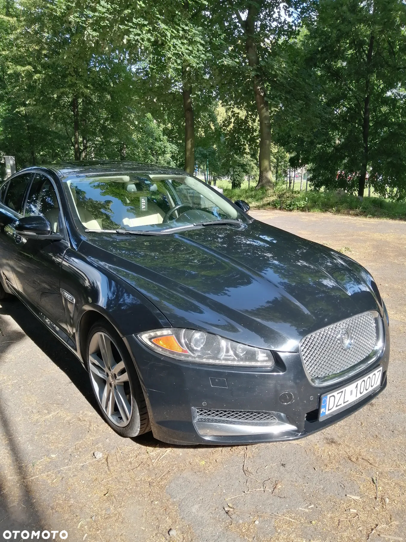 Jaguar XF 2.0 T Premium Luxury - 2